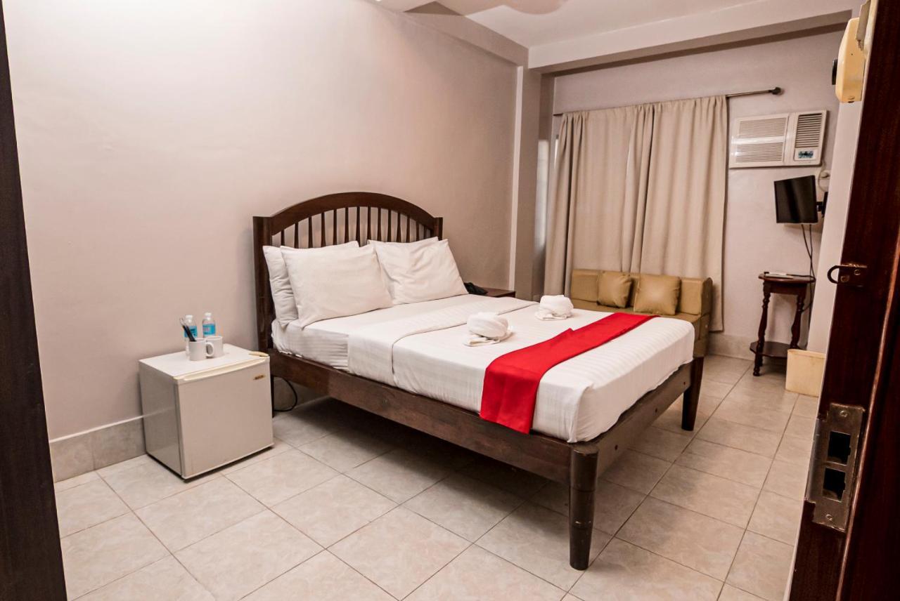 Kiwi Hotel Себу Экстерьер фото