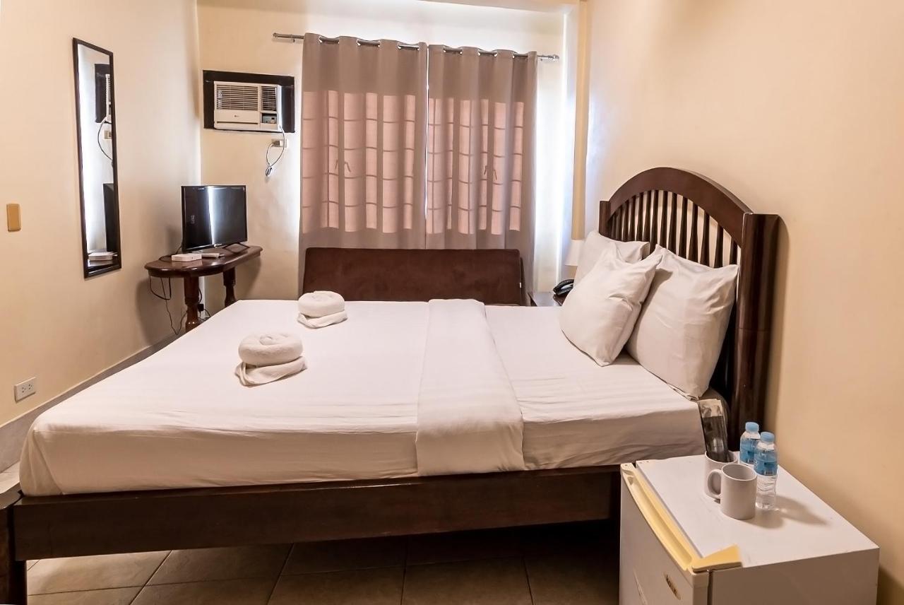 Kiwi Hotel Себу Экстерьер фото