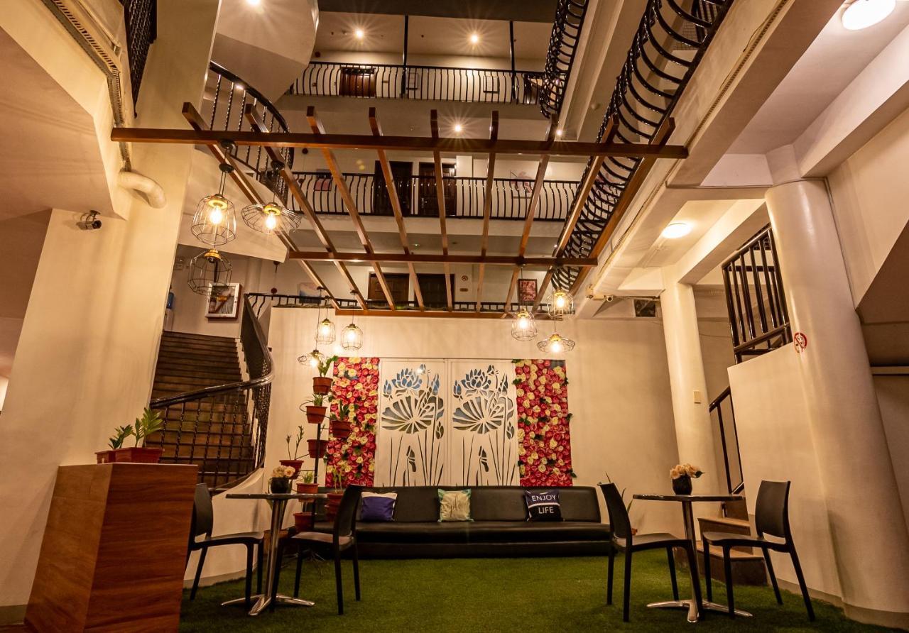 Kiwi Hotel Себу Экстерьер фото