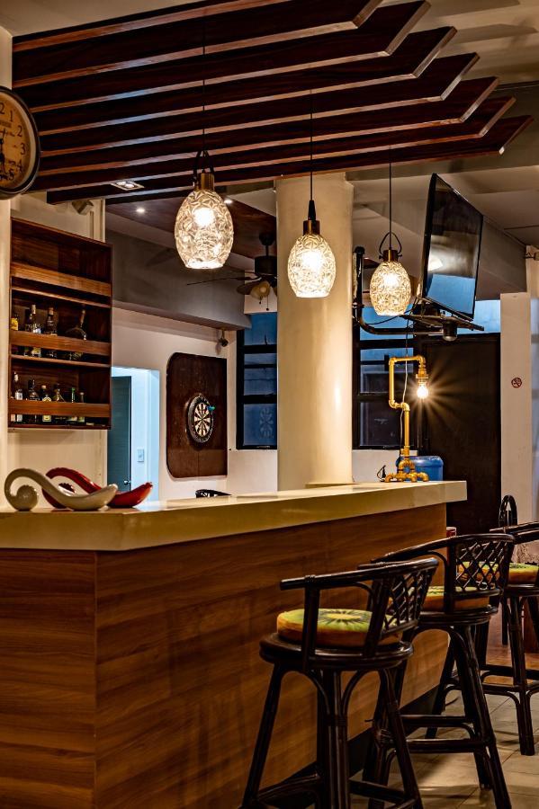 Kiwi Hotel Себу Экстерьер фото