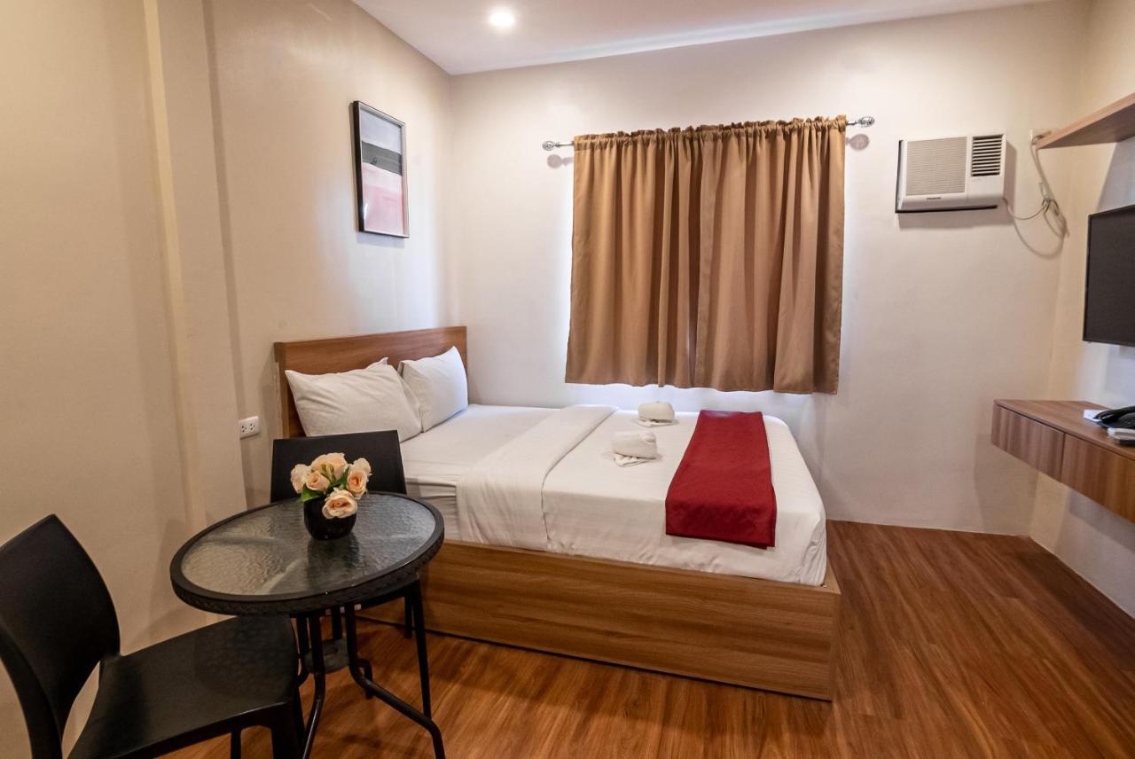 Kiwi Hotel Себу Экстерьер фото